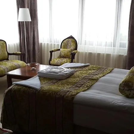 Aparthotel Tashkonak