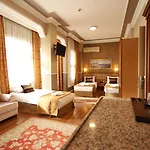 Tashkonak Apart Otel 4*