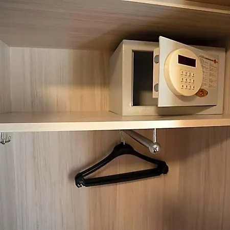 Apart Otel Tashkonak